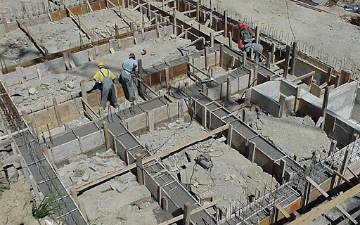 slika gradnje Doma paraplegikov v Pacugu